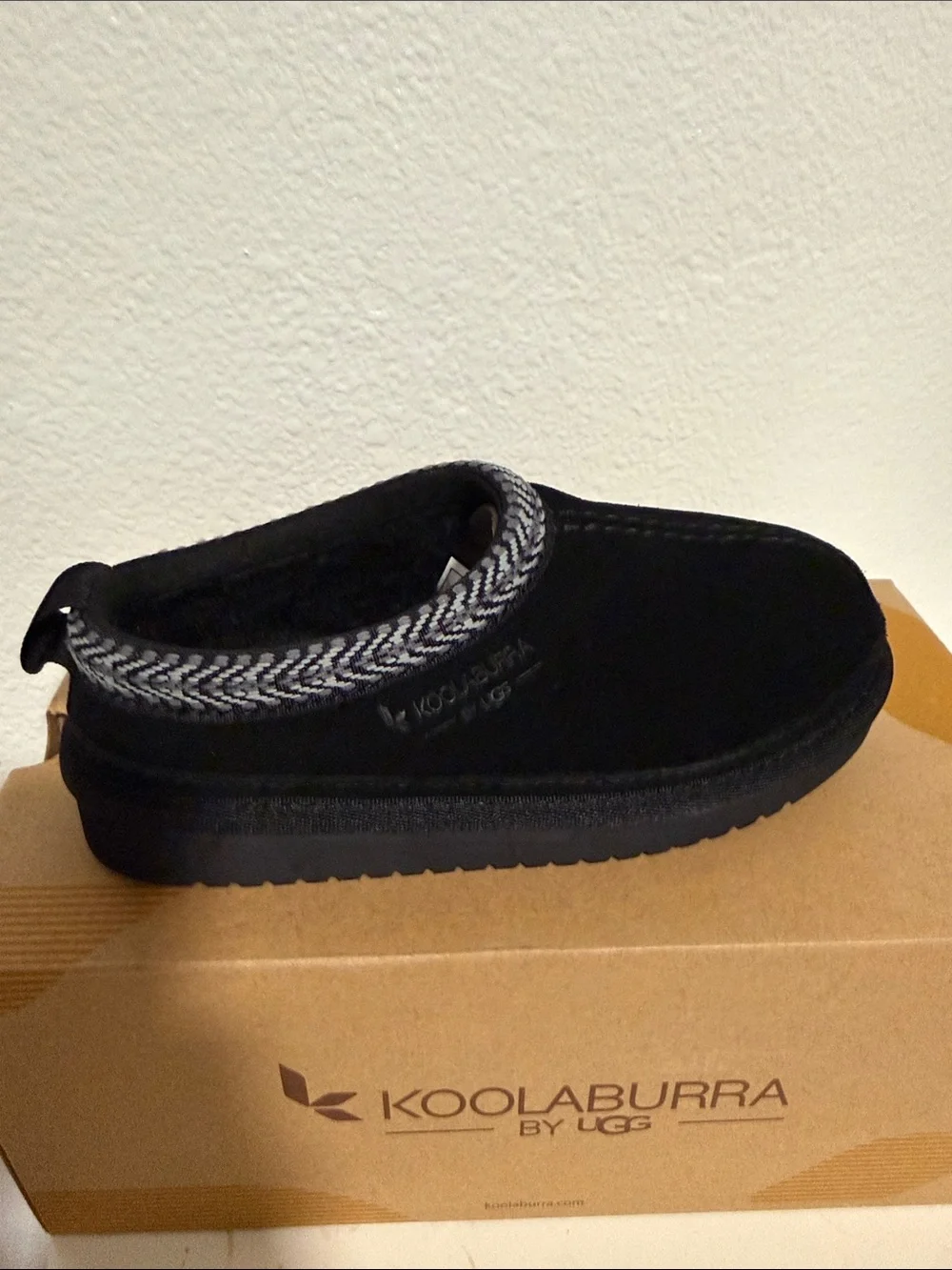 Koolaburra Kids Black Slip-On Slipper with Gray Trim